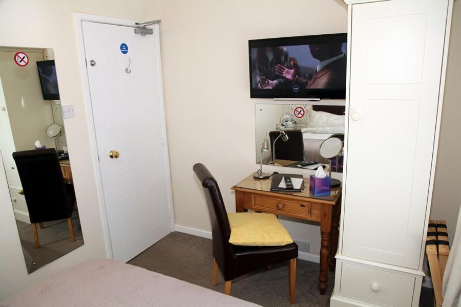 The Hinton Guest House ナッツフォード エクステリア 写真