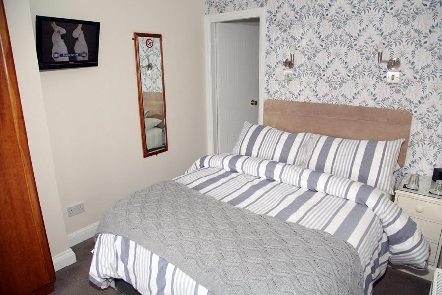 The Hinton Guest House ナッツフォード エクステリア 写真