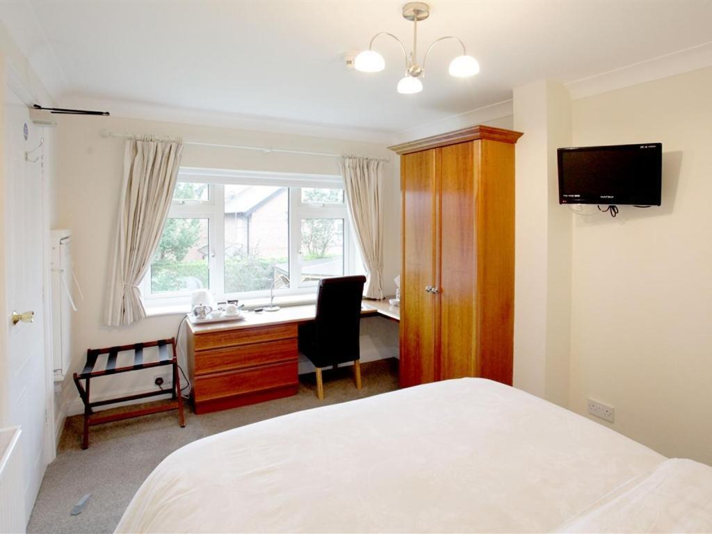 The Hinton Guest House ナッツフォード エクステリア 写真