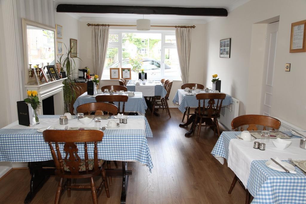 The Hinton Guest House ナッツフォード エクステリア 写真