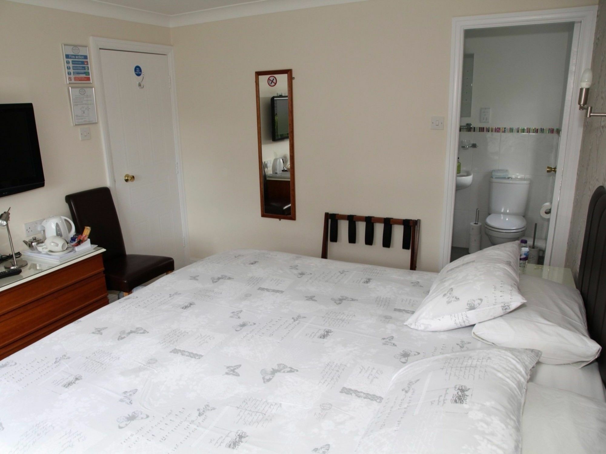 The Hinton Guest House ナッツフォード エクステリア 写真